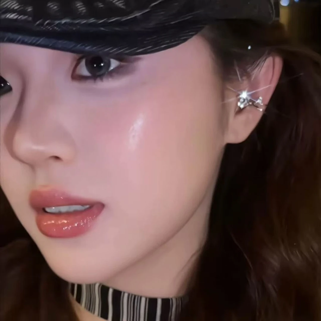 铜合金耳饰 合成锆石 小灯泡闪锆耳骨夹无耳洞耳夹绝美耳饰女耳环