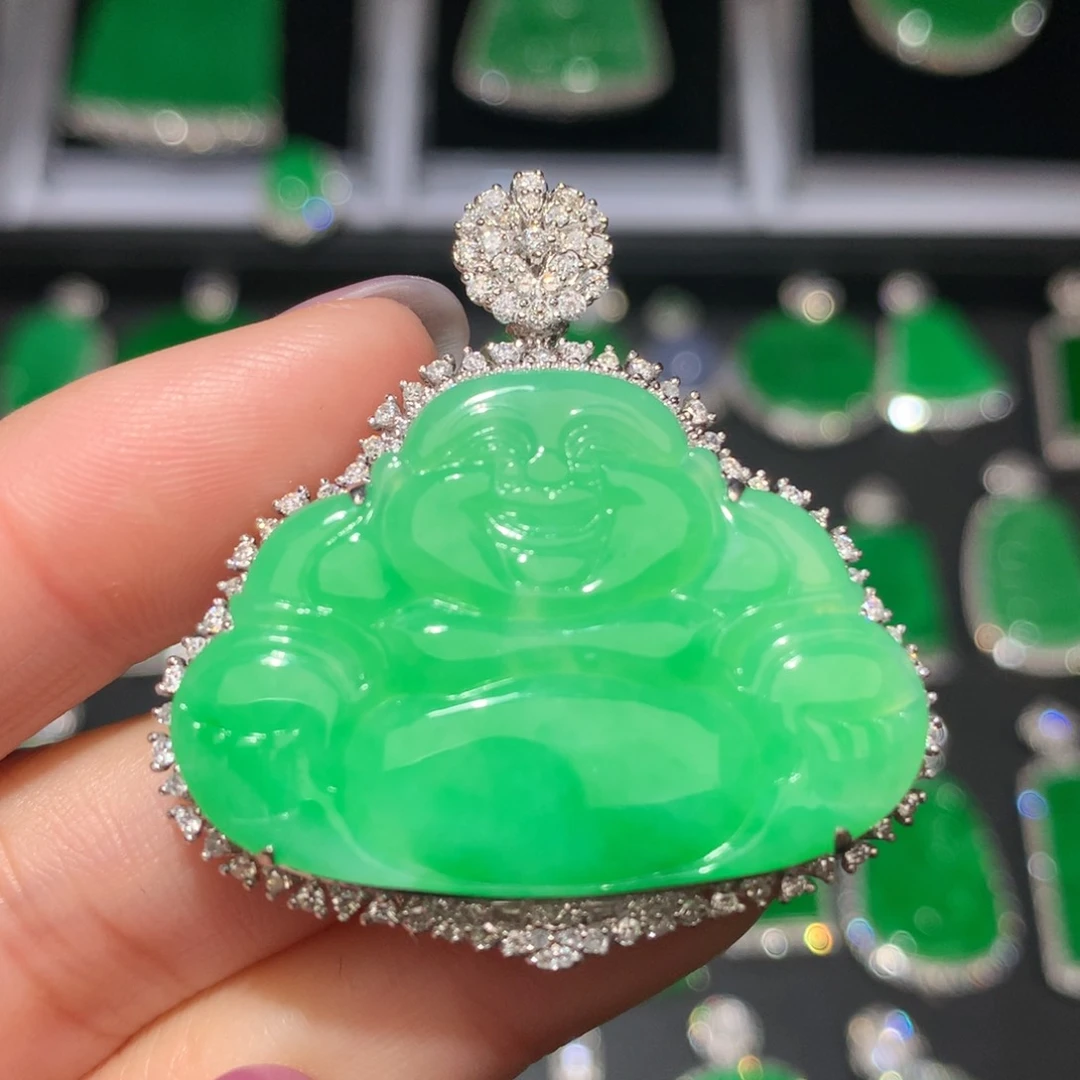 翡翠颈饰18K金镶嵌翡翠