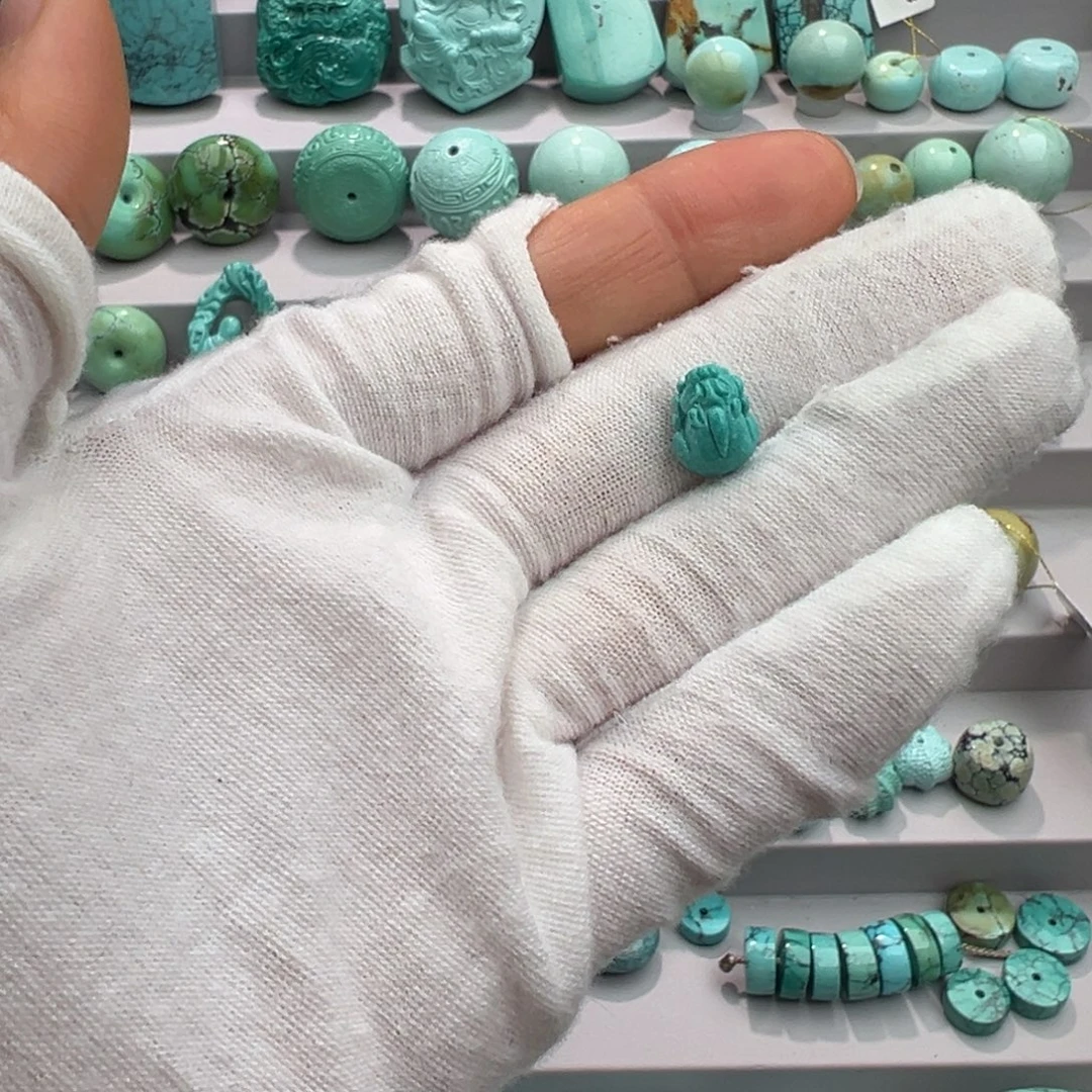 绿松石未镶嵌貔貅