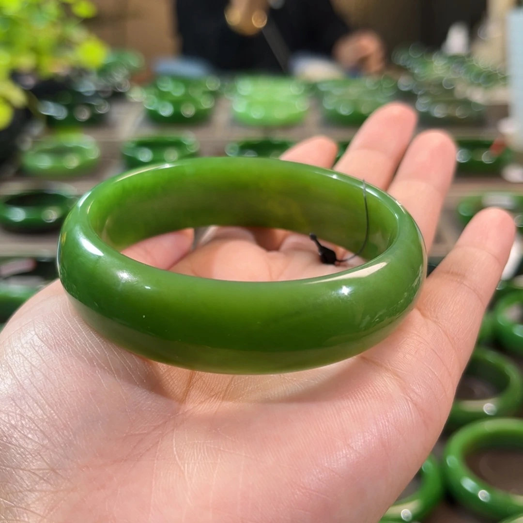 未镶嵌手镯和田玉（碧玉）5859