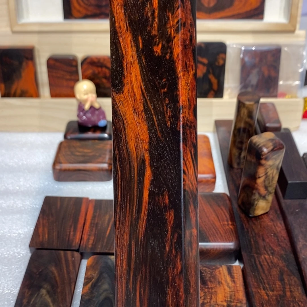 小****交趾黄檀（大红酸枝）