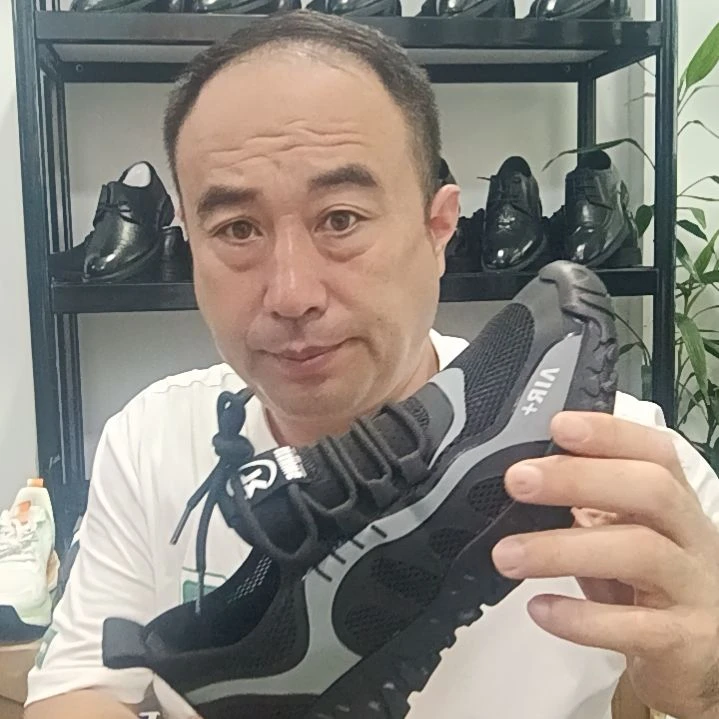 夏天穿的透气网男士休闲鞋