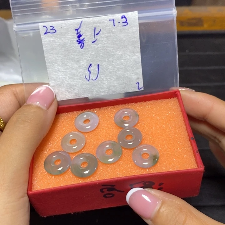 喜***眉定制翡翠未镶嵌不退