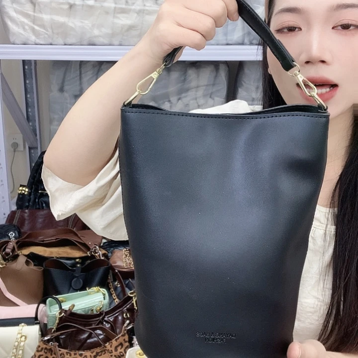 小牛皮（革）牛剖层皮革牛皮（革）