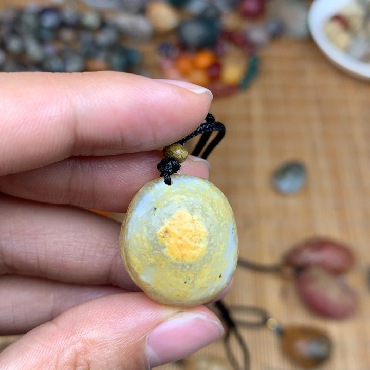 玛瑙/玉髓珠宝半成品未镶嵌烧*草84