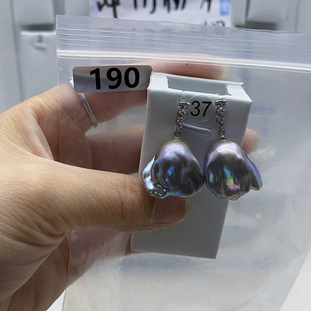 颈饰合金淡水珍珠