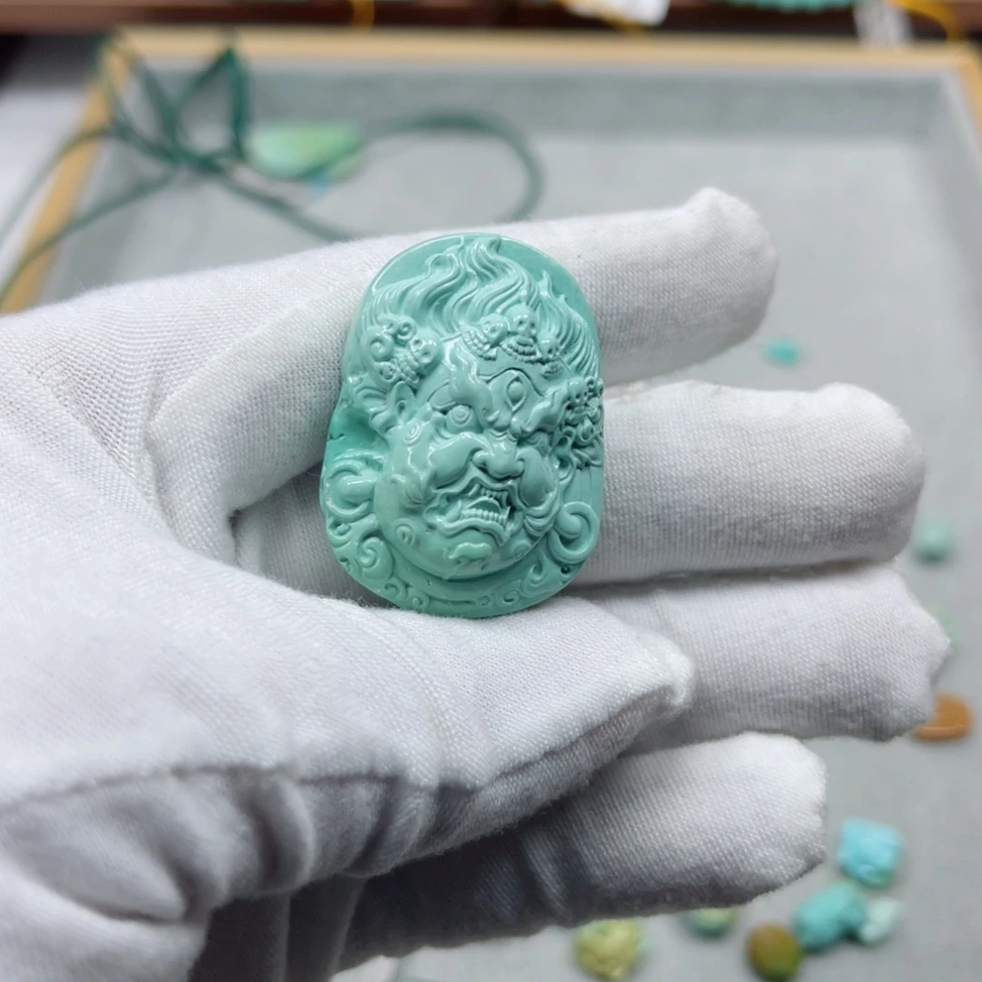 绿松石未镶嵌挂件