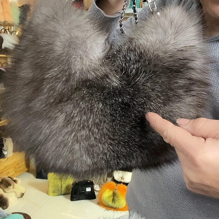 娃叔皮草银蓝狐狸毛包