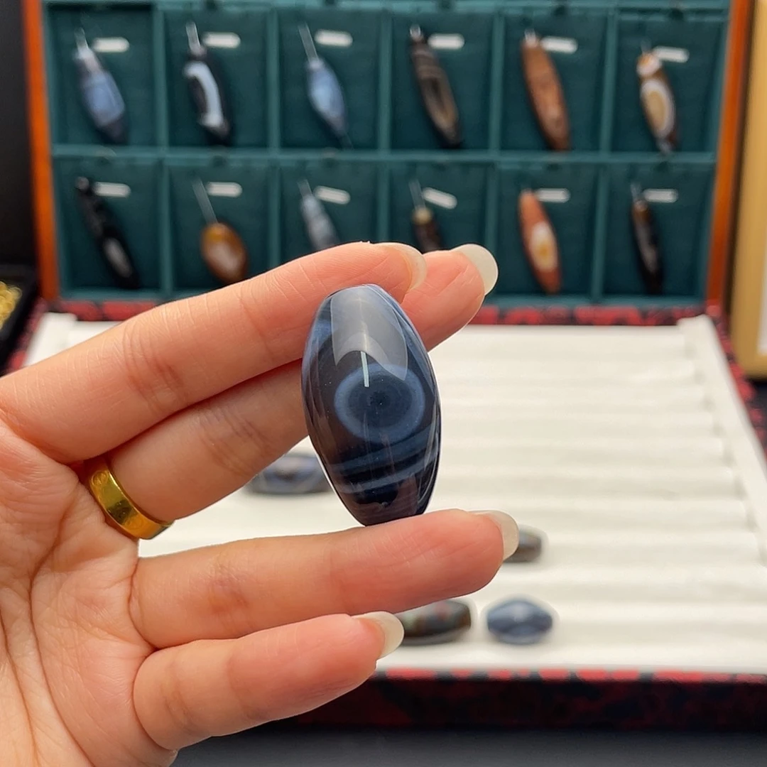 玛瑙/玉髓未镶嵌珠宝半成品紫**来