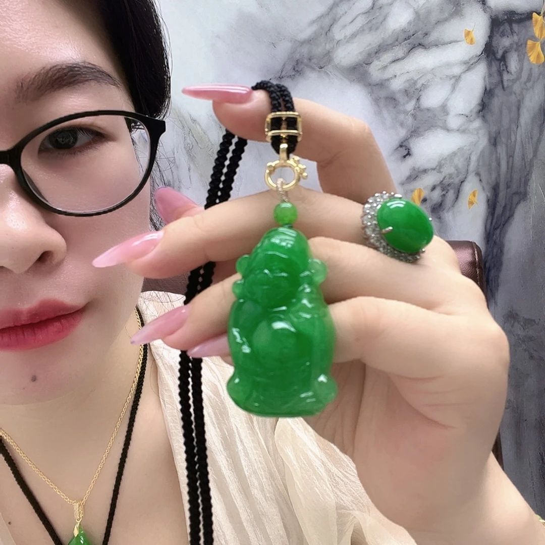 翡翠14K金镶嵌颈饰