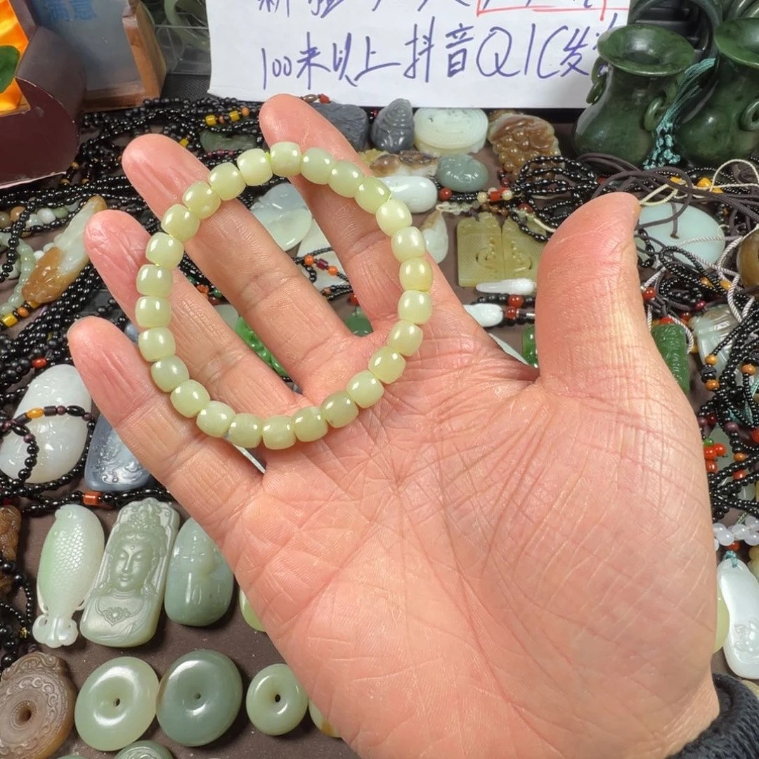 和田玉（糖玉）颈饰未镶嵌