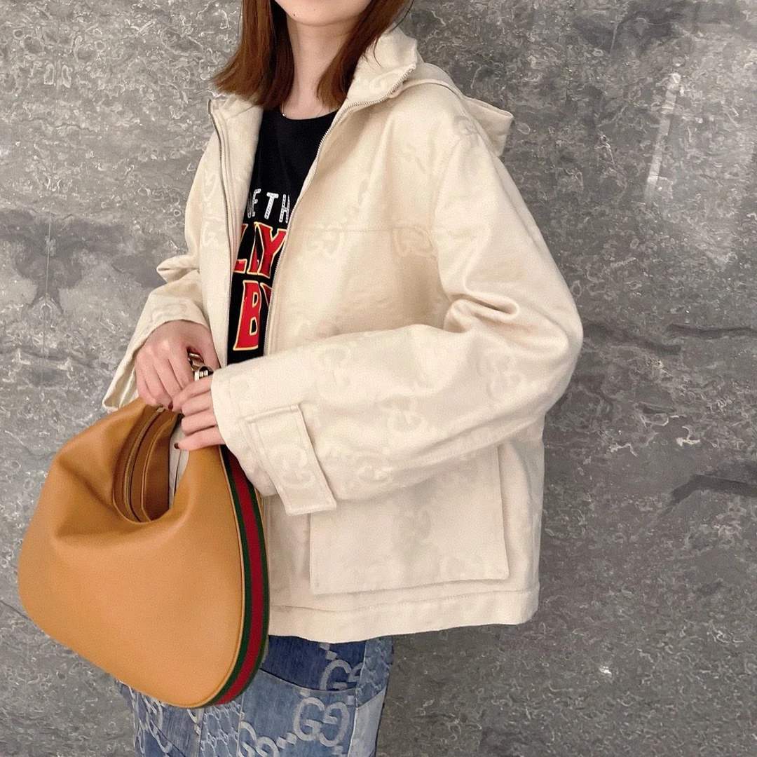 99新 GUCCI/古驰 白色满印暗纹logo夹克 36码