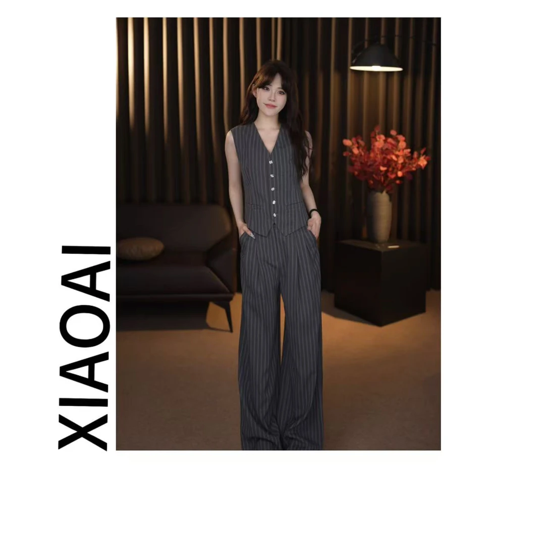 小艾F076初夏新款2025高级气质显瘦马甲+直筒裤套装女