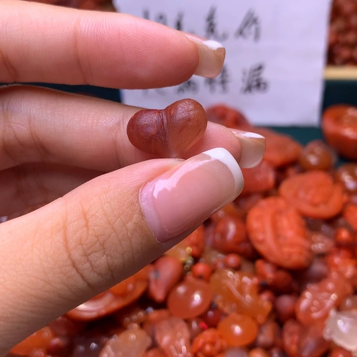 白***圈南红玛瑙未镶嵌珠宝半成品26
