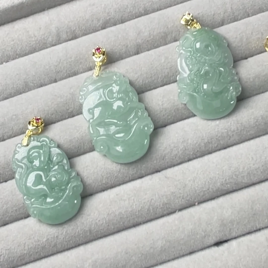 翡翠生肖牌 翡翠 吊坠X99 (赠链）