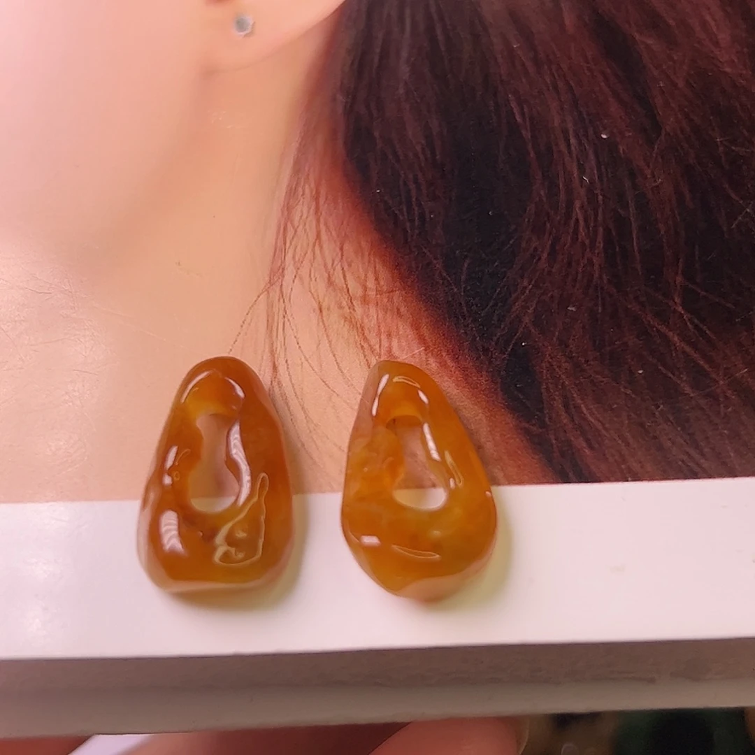 小***仔翡翠未镶嵌耳饰耳饰