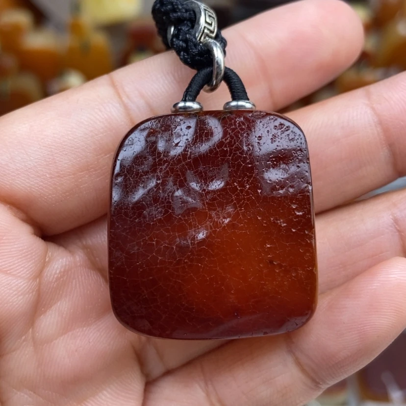 【闪购商品】琥珀颈饰未镶嵌