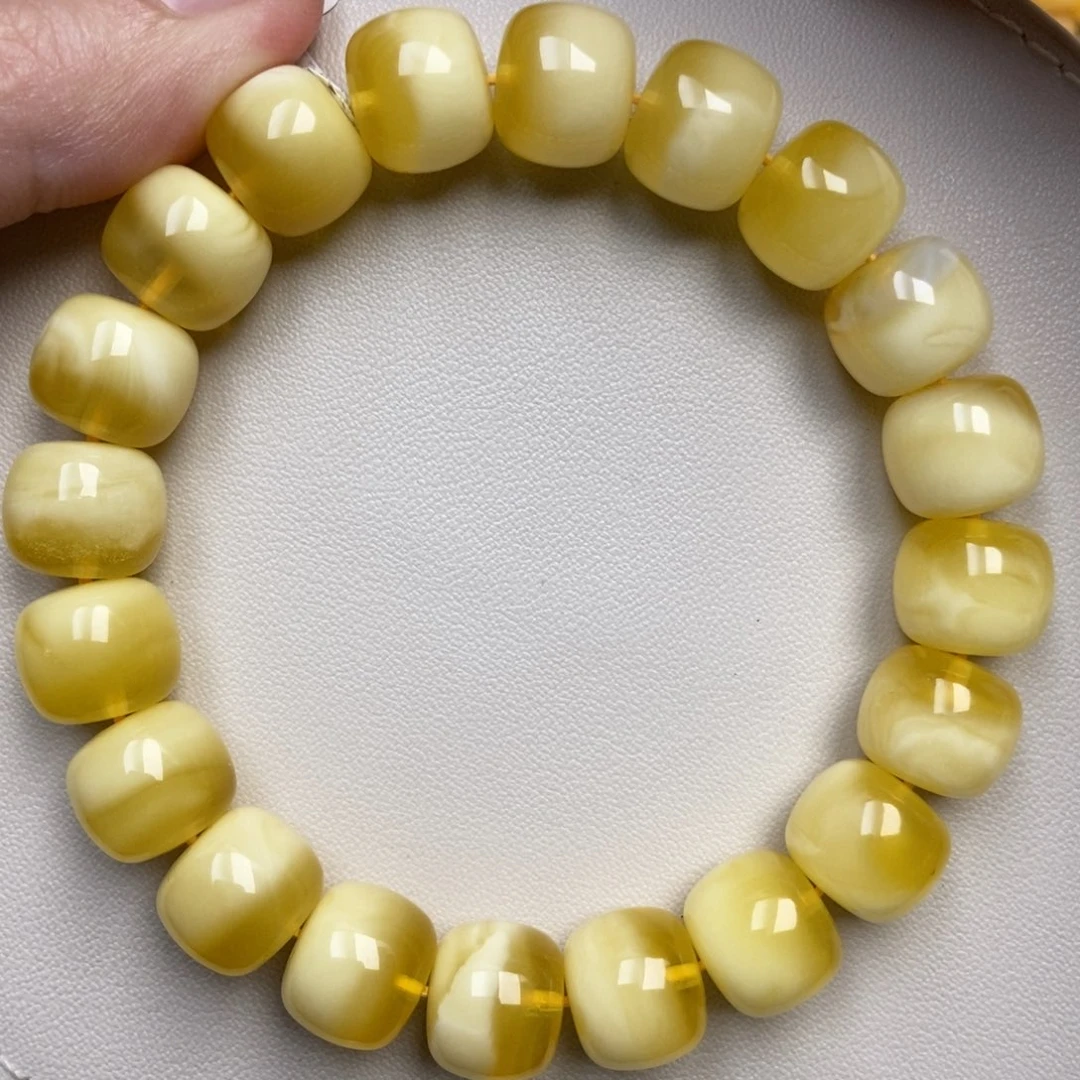 琥珀未镶嵌珠宝奇石210