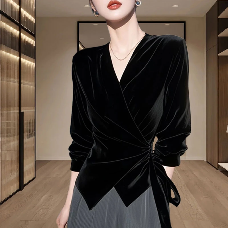 黑色v领丝绒衬衫女士时尚气质爆款显瘦上衣2025春秋新款洋气女装