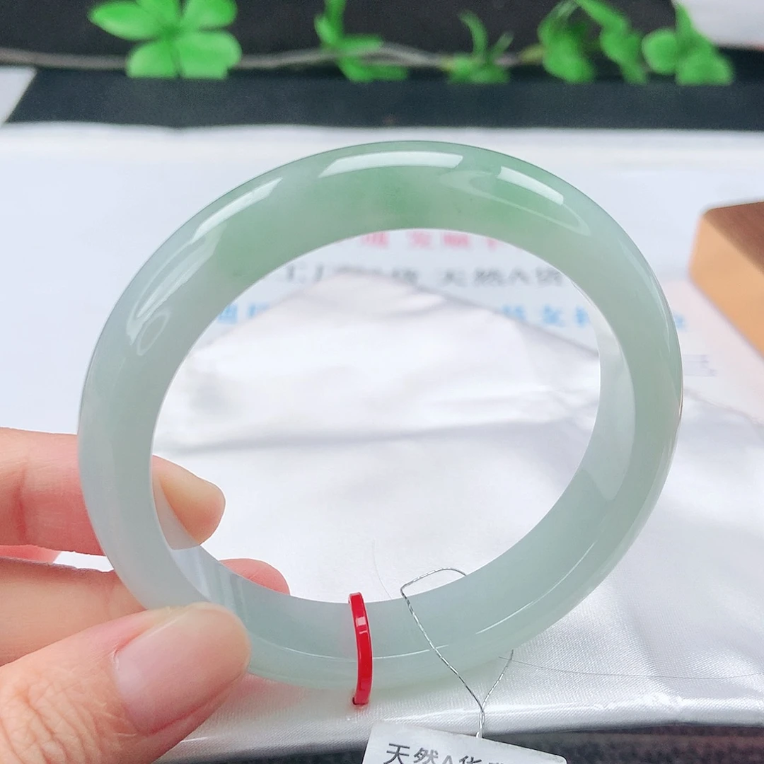 未镶嵌手镯翡翠58圈