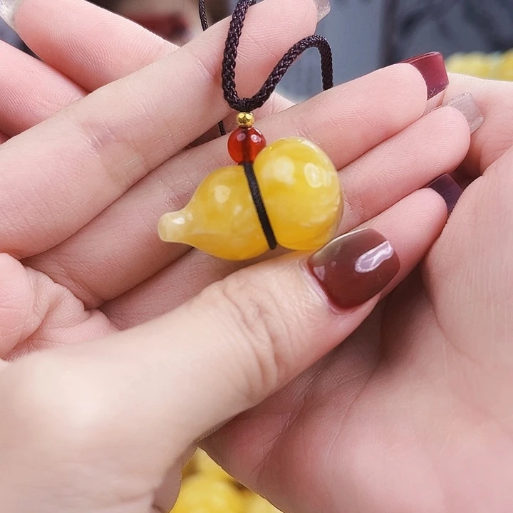 未镶嵌琥珀裸石葫芦