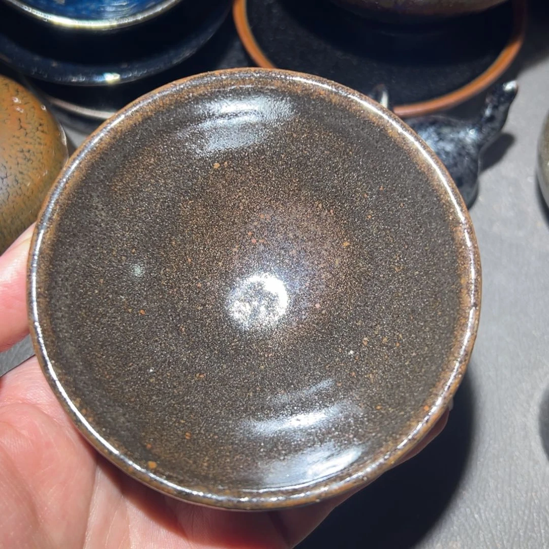 茶盏我们是有很多共同爱好在