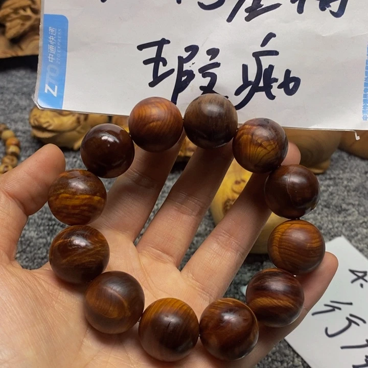 柏木（崖柏）瑕疵229