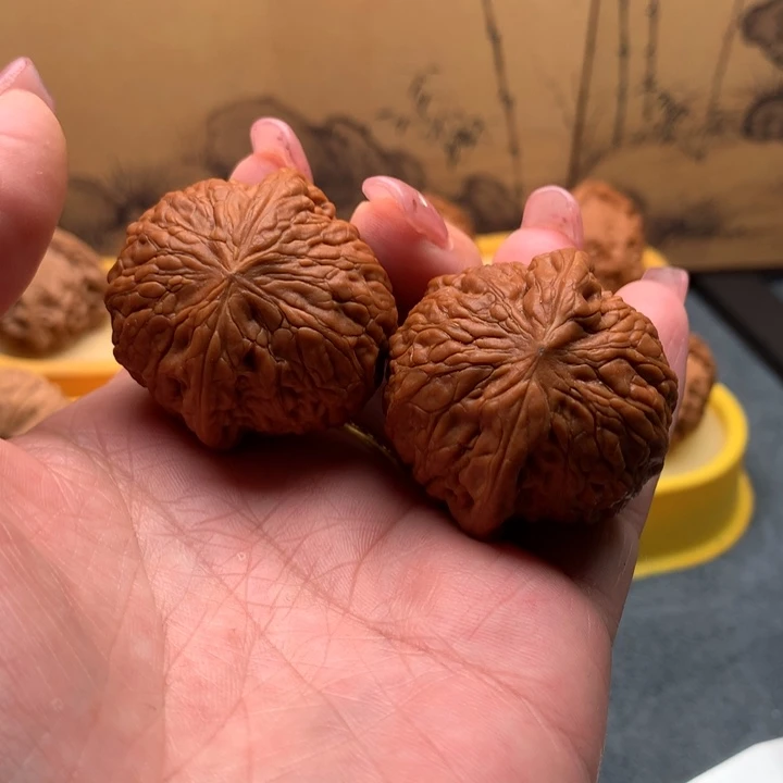 文玩核桃把件铁锤妹妹