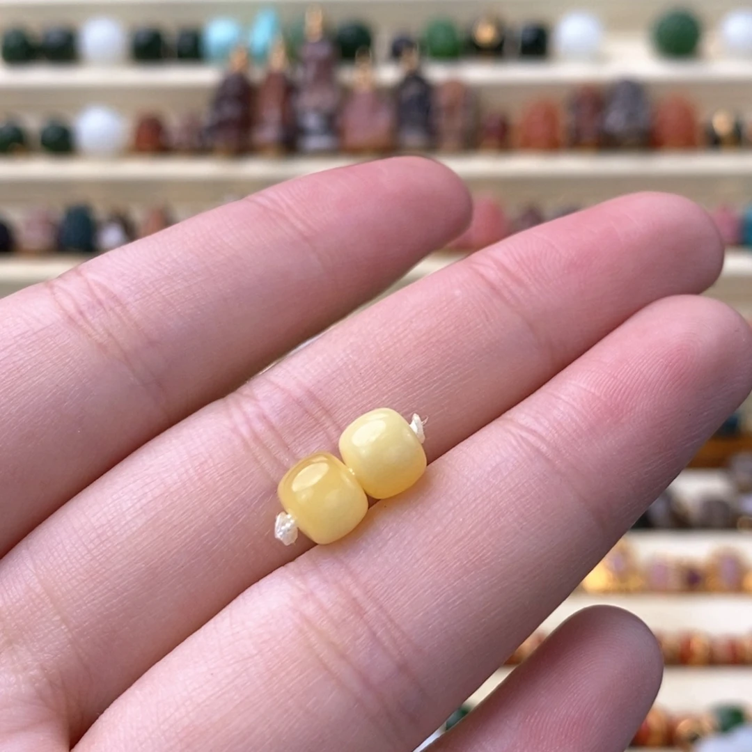 蜜蜡未镶嵌颈饰对珠