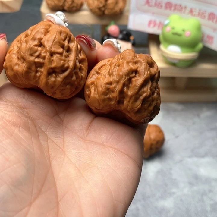 文玩核桃吊坠正****.蛙蛙38.42.1132