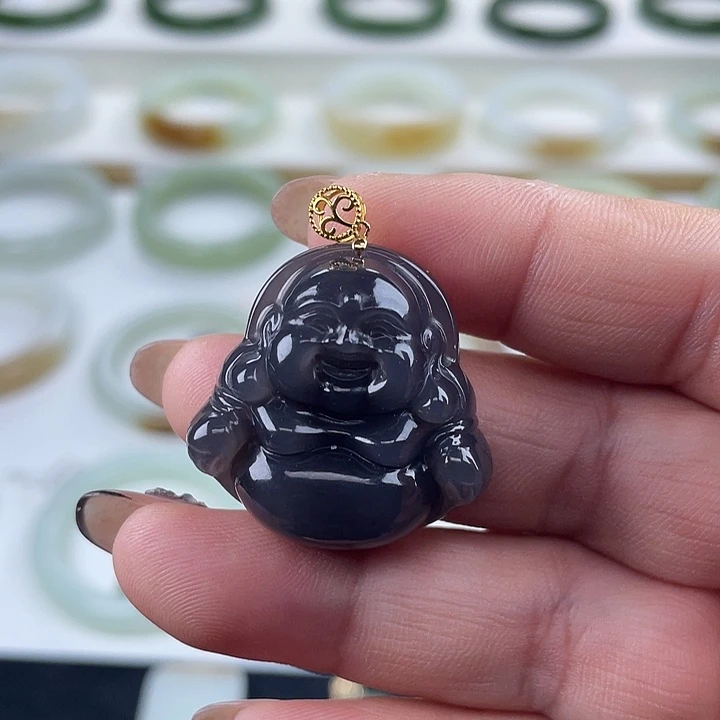 和田玉18K金镶嵌颈饰