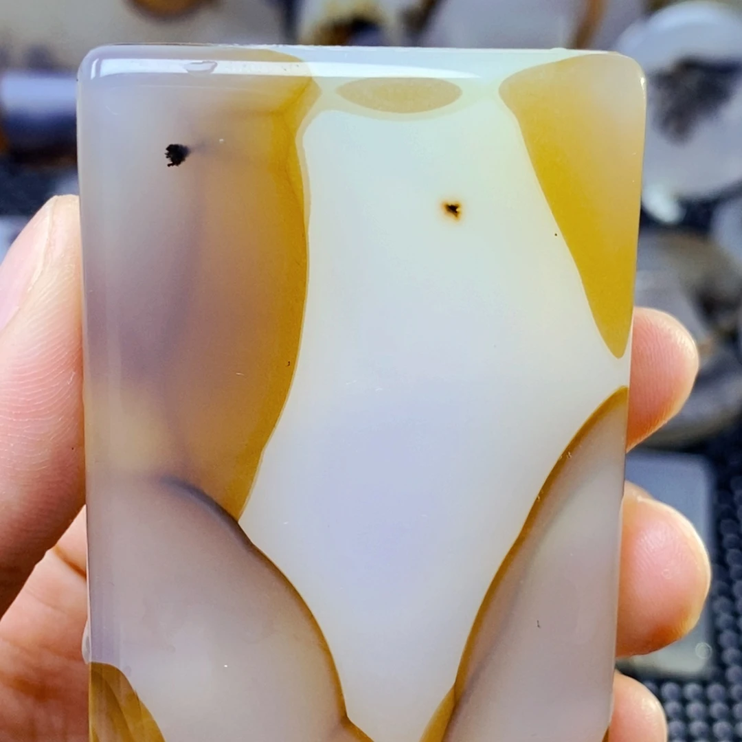 玛瑙/玉髓未镶嵌珠宝奇石