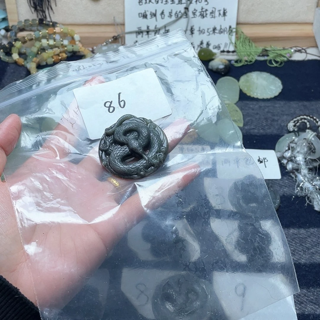 蛇纹石玉颈饰未镶嵌喵*