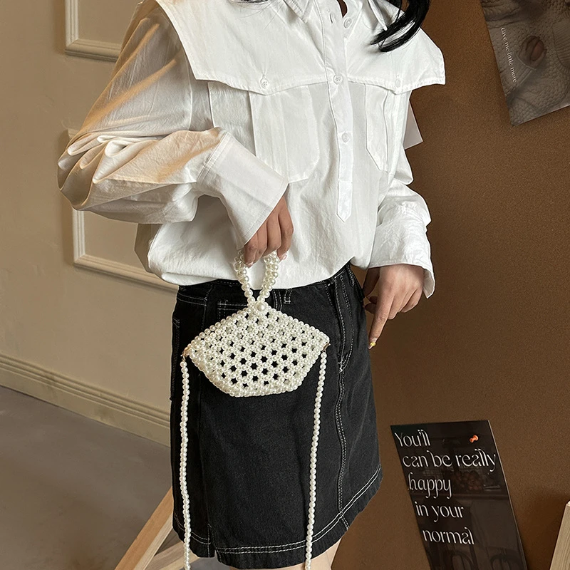 珍珠小包包女2025春夏新款百搭洋气手提包小众设计重工串珠斜挎包