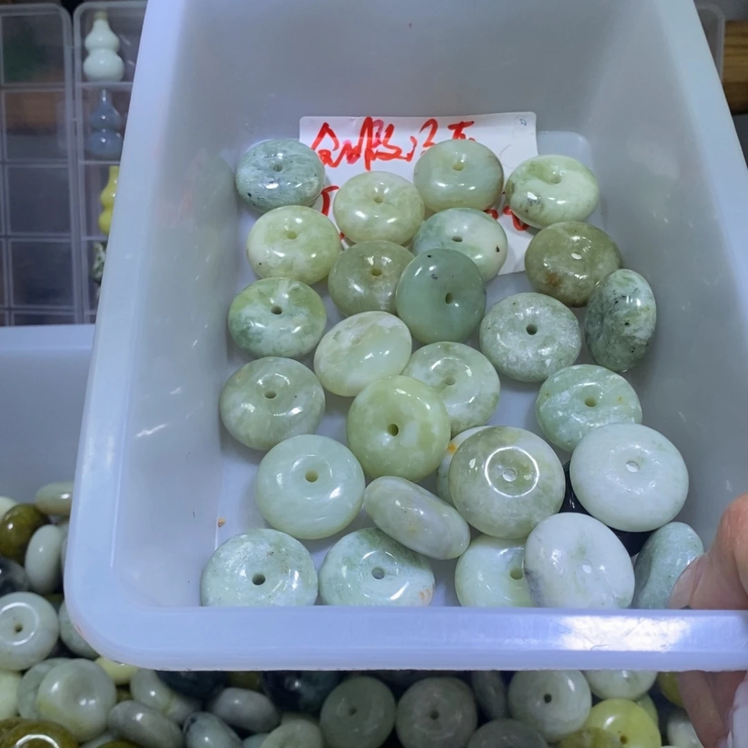 合金蛇纹石玉颈饰10