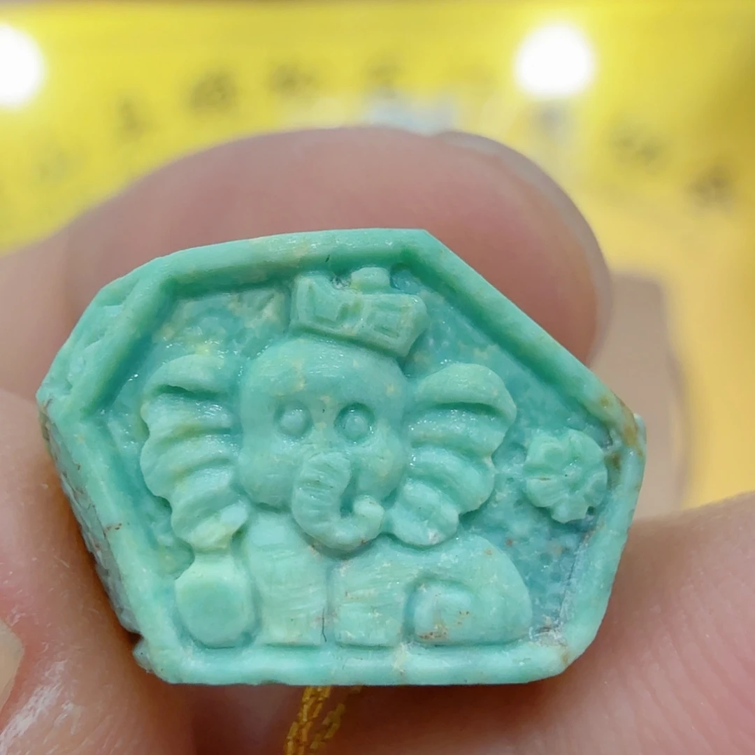 绿松石未镶嵌配饰
