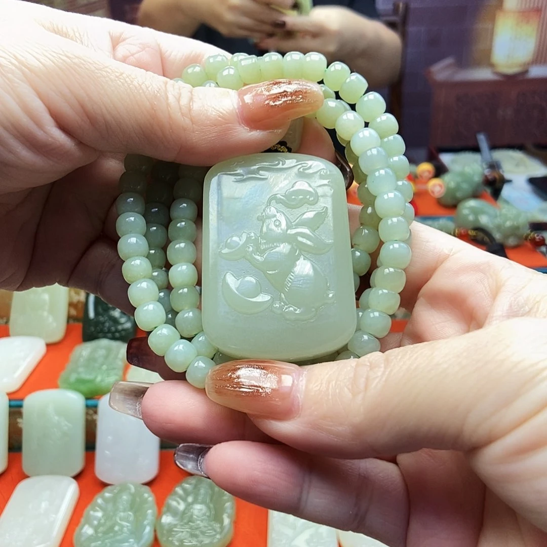 颈饰未镶嵌和田玉凤*