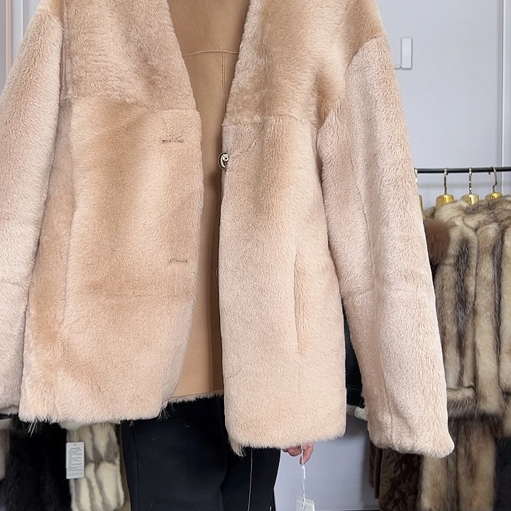 恒玖新款女装外套029