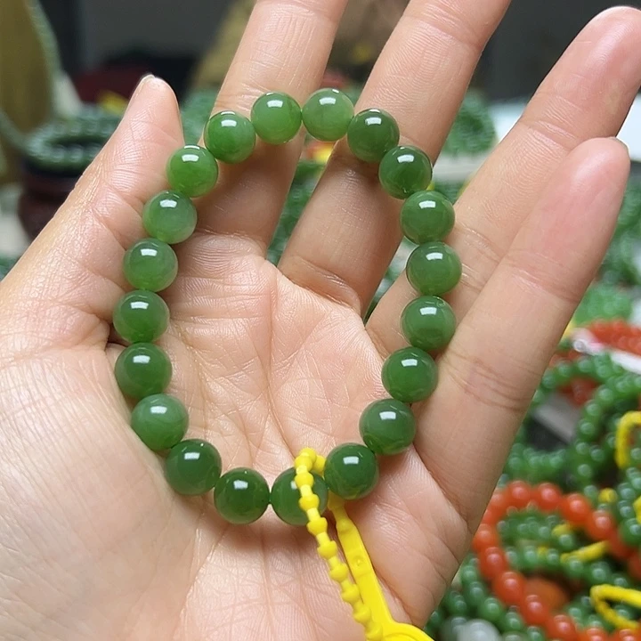 和田玉（碧玉）未镶嵌手链