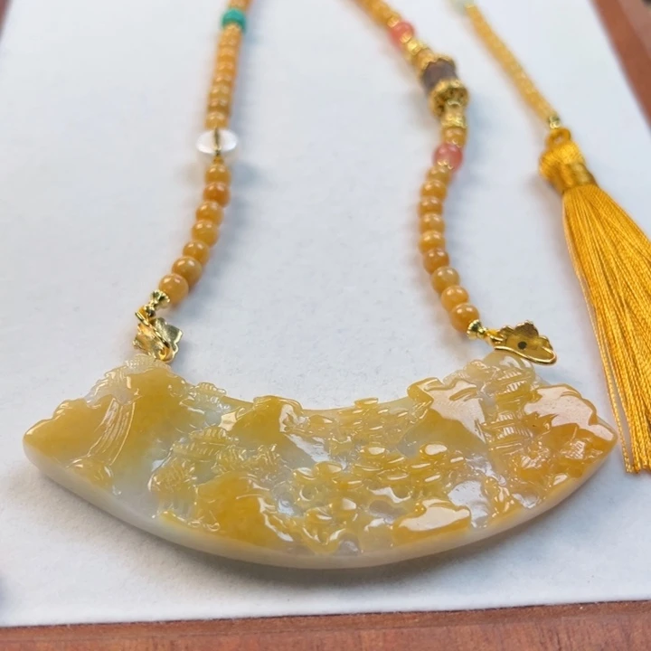 翡翠未镶嵌颈饰吊坠