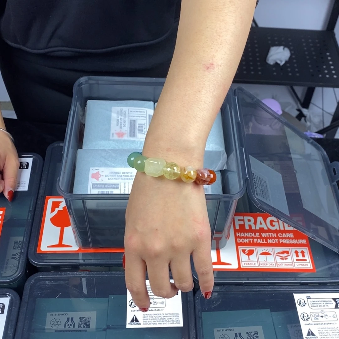 银S925镶嵌水晶手链