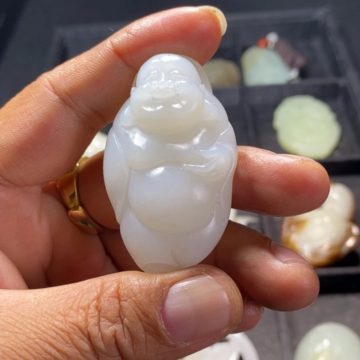 和田玉（糖玉）未镶嵌挂件