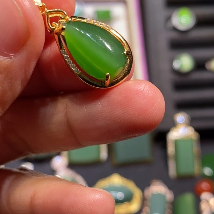 和田玉（碧玉）银S925镶嵌颈饰