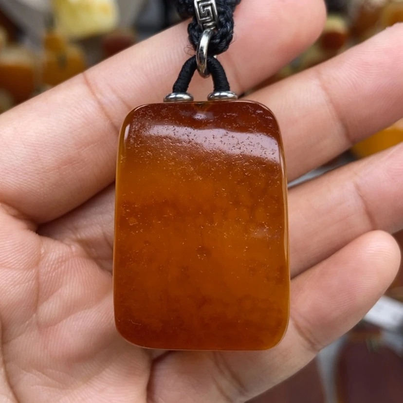【闪购商品】琥珀颈饰未镶嵌