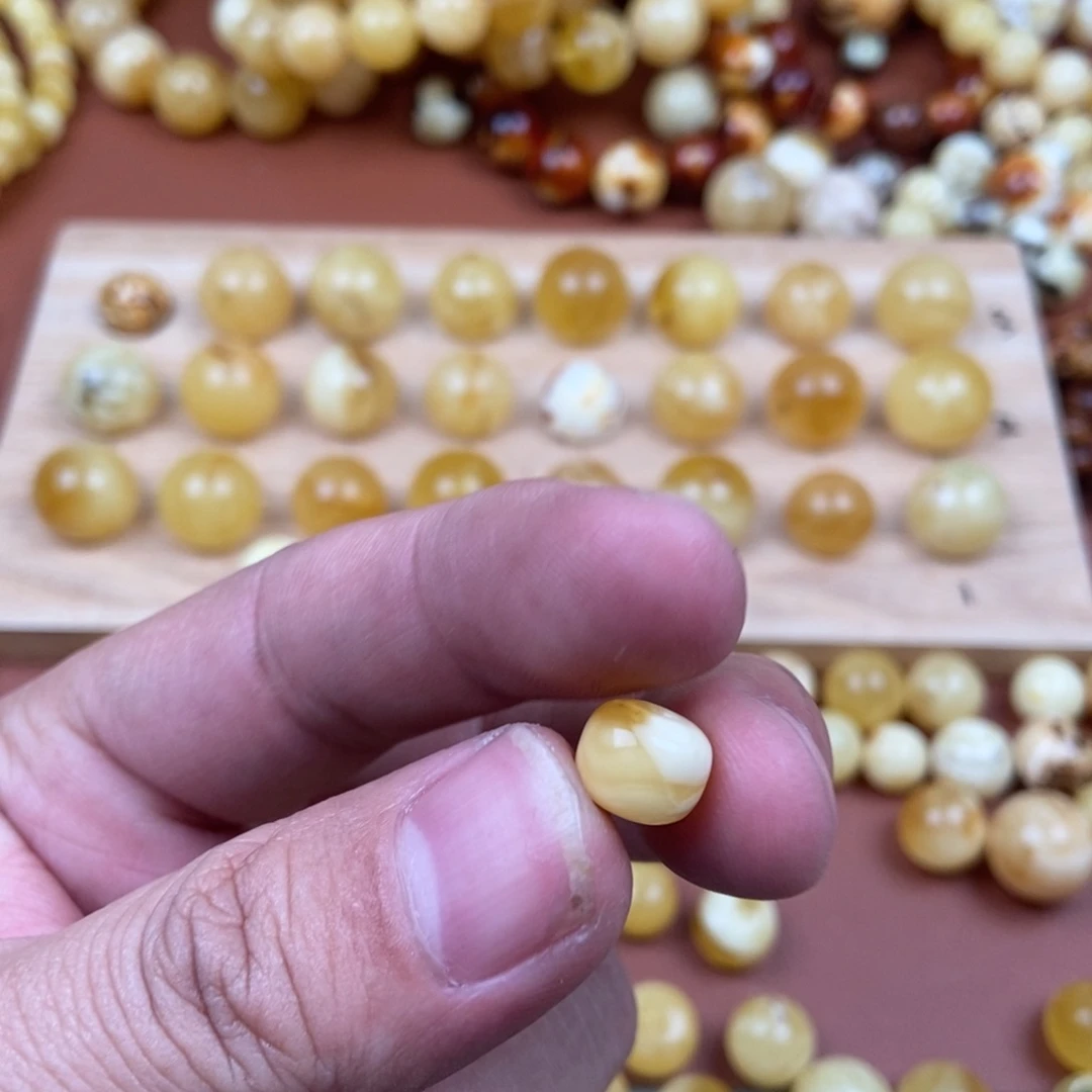 蜜蜡裸石未镶嵌慕*期蜜蜡