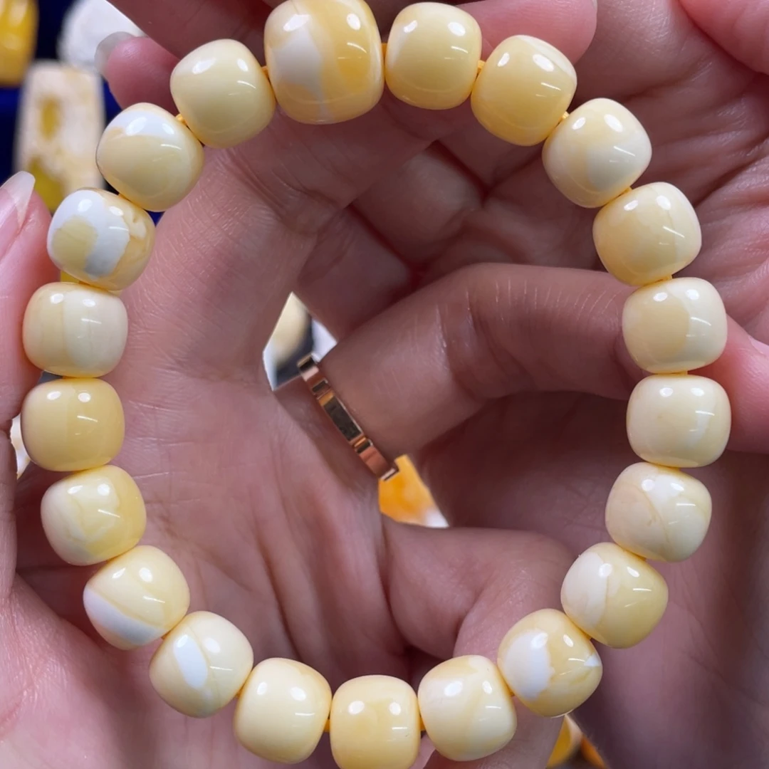 琥珀未镶嵌裸石琥珀蜜蜡