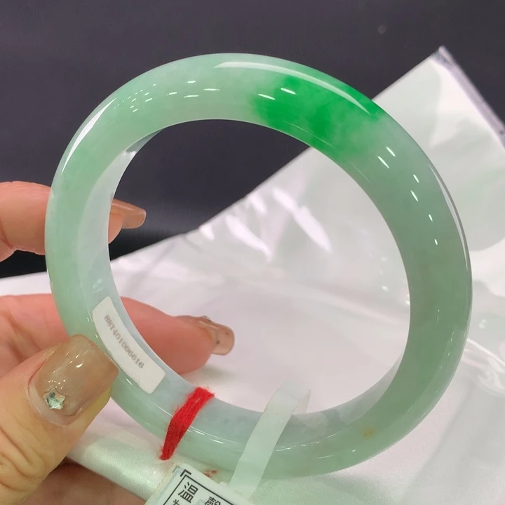 翡翠手镯未镶嵌正圈61，微棉