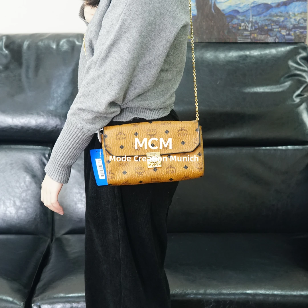 95新 MCM 干邑色链条斜挎包/HD03616037/6037