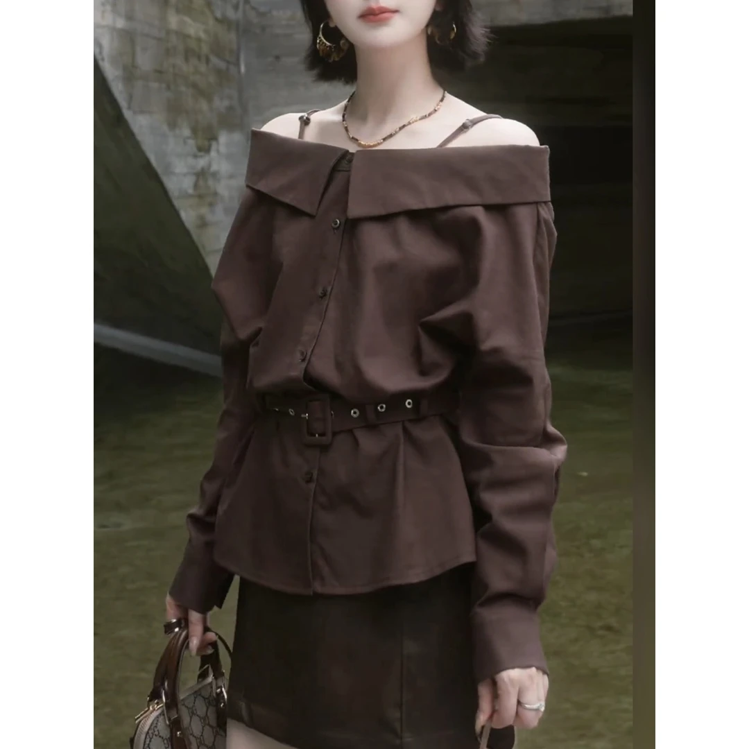 法式气质深棕色一字肩衬衫女秋季新款时尚高级感独特别致收腰上衣