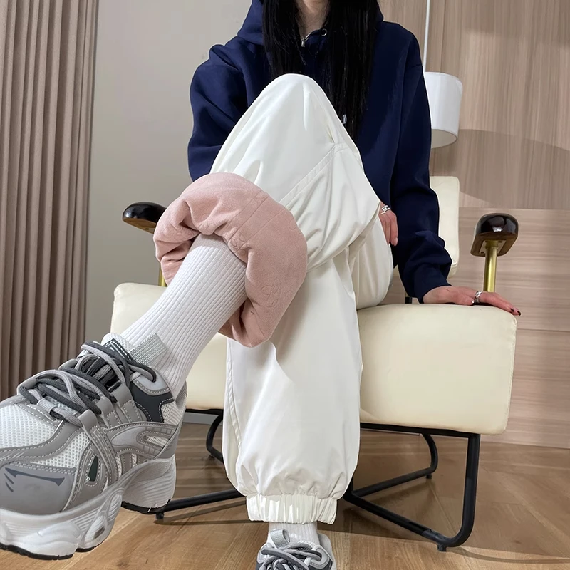 羽绒裤女冬季外穿2025新款零下40度极寒宽松时尚保暖东北洋气棉裤